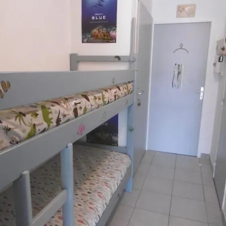 Sete, 2 Pieces, 4 Personnes - Fr-1-472-95 *